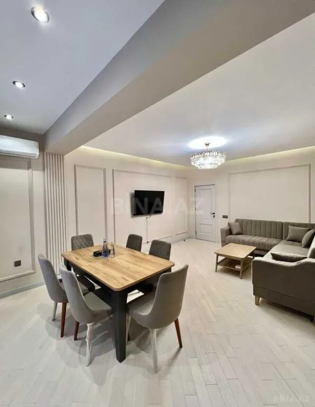 Kirayə verilir 2 otaqlı mənzil 65 m²