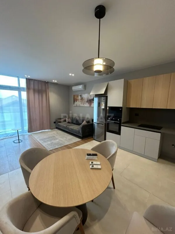 Kirayə verilir 2 otaqlı mənzil 74 m²
