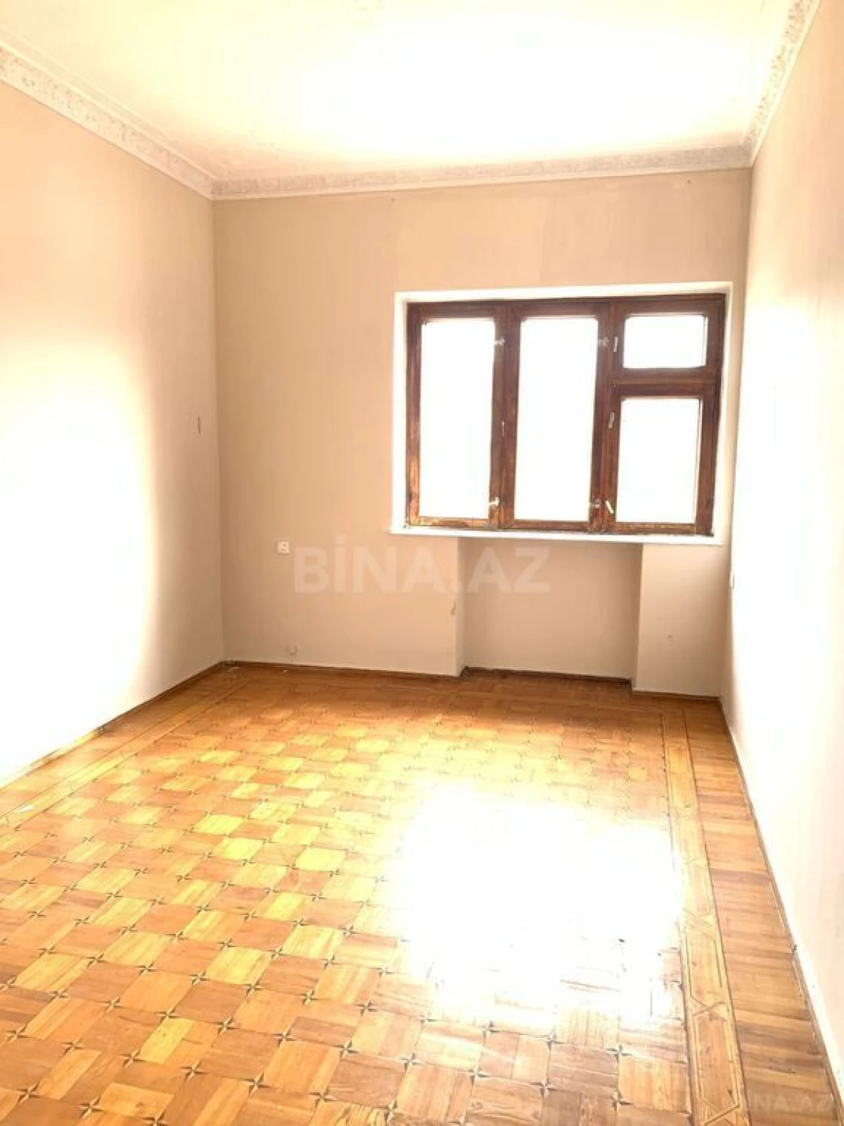 Satılır 3 otaqlı mənzil 110 m²