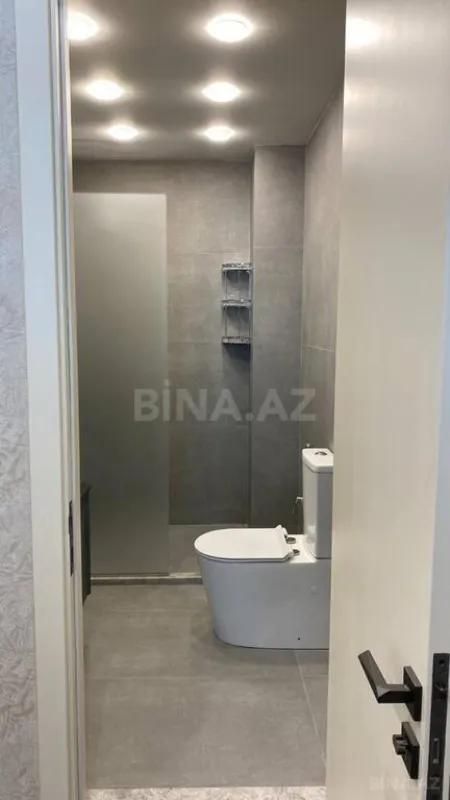 Satılır 4 otaqlı mənzil 150 m²