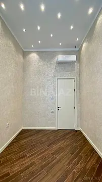 Satılır 4 otaqlı mənzil 150 m²