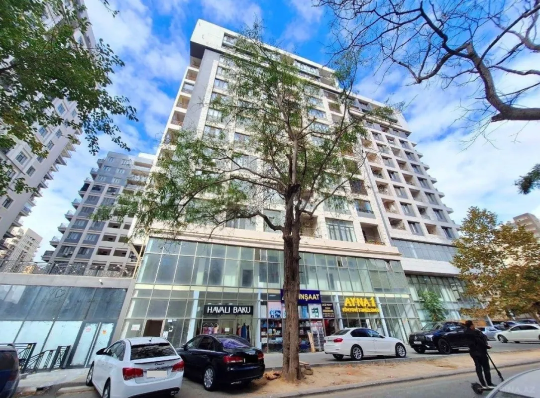 Satılır 3 otaqlı mənzil 110 m²