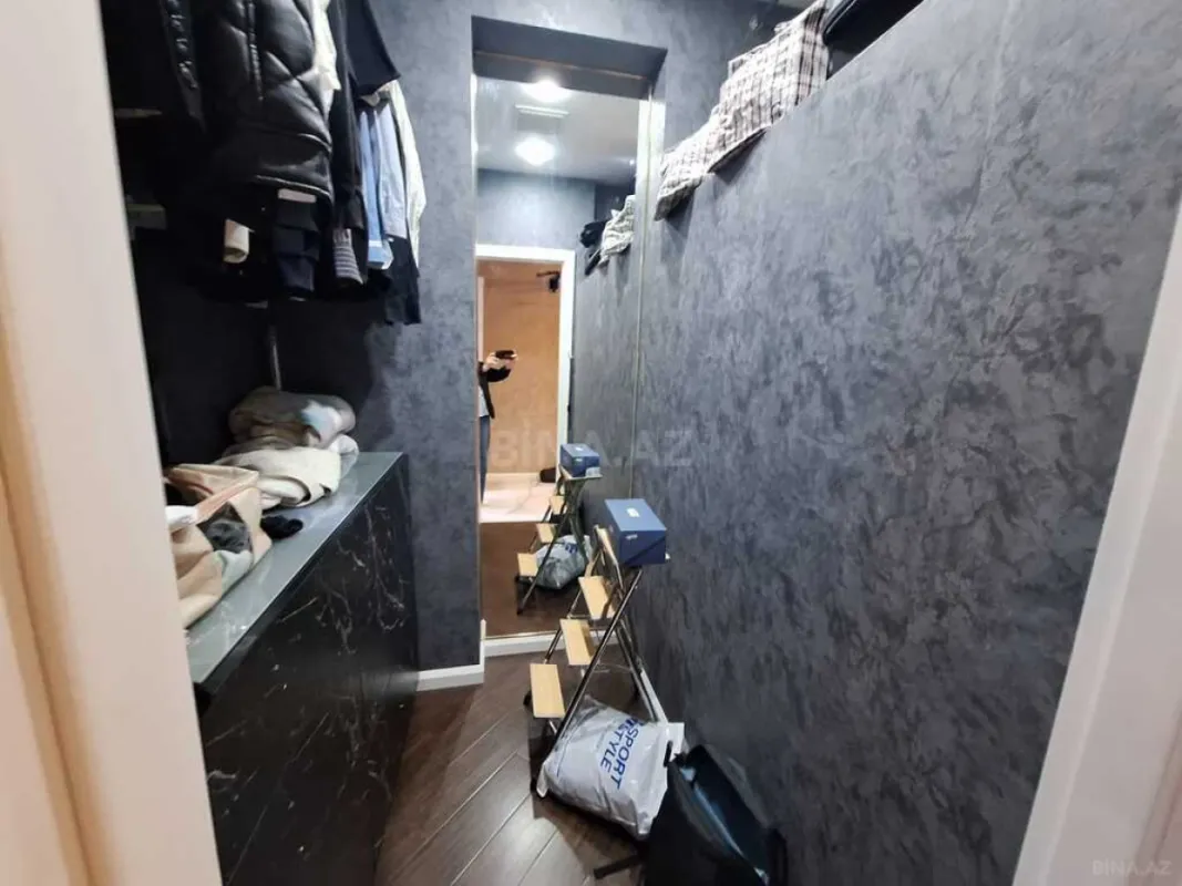 Satılır 3 otaqlı mənzil 110 m²