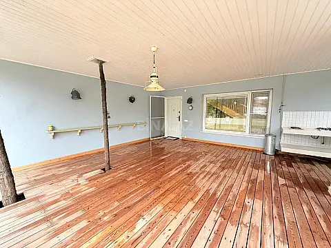 Satılır 6 otaqlı həyət evi 350 m²