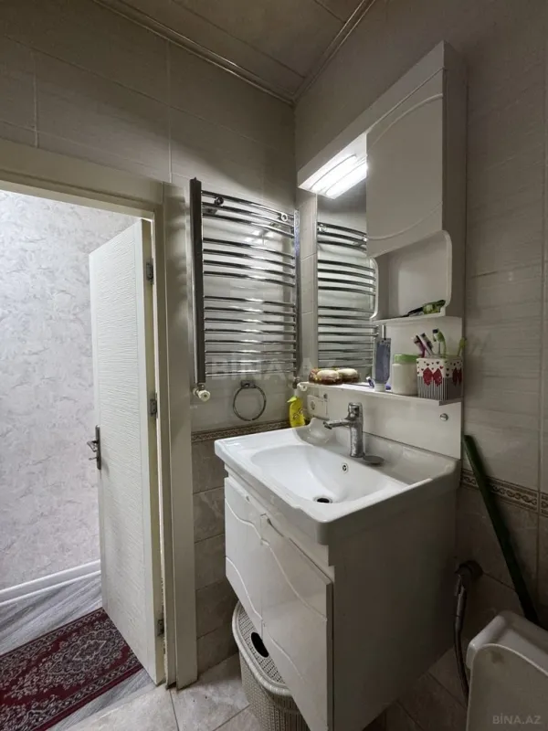 Satılır 3 otaqlı mənzil 57 m²