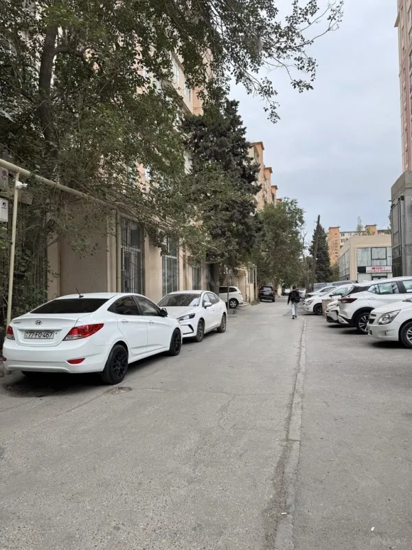 Satılır 3 otaqlı mənzil 57 m²