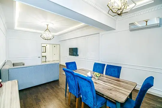 Kirayə verilir 3 otaqlı mənzil 140 m²