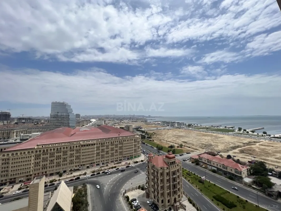 Kirayə verilir 3 otaqlı mənzil 140 m²