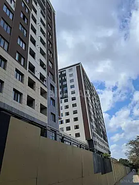 Satılır 3 otaqlı mənzil 139 m²