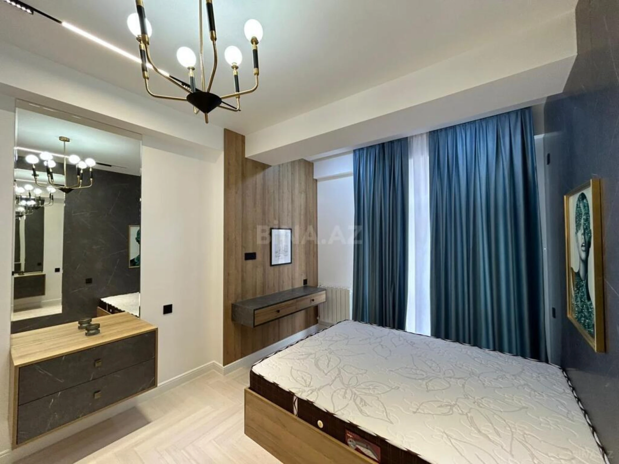 Satılır 3 otaqlı mənzil 117 m²
