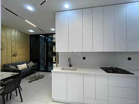 Satılır 3 otaqlı mənzil 117 m²