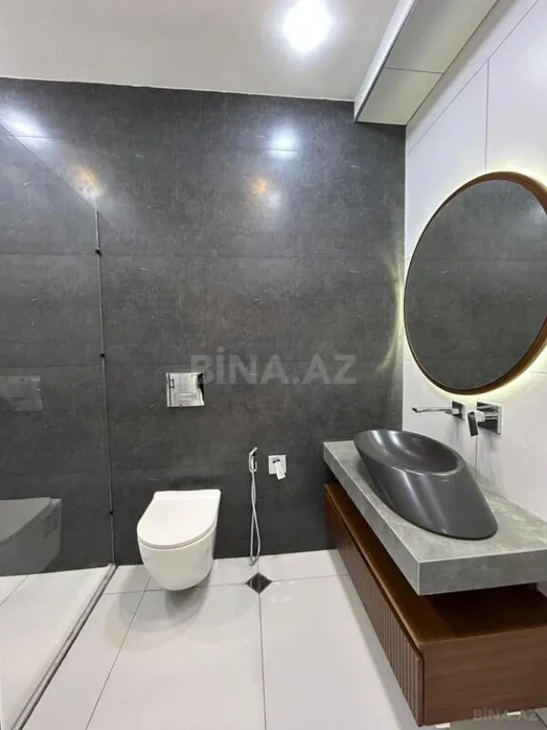 Satılır 3 otaqlı mənzil 117 m²