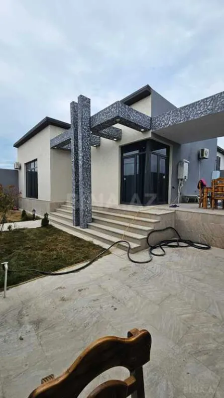 Satılır 4 otaqlı həyət evi 120 m²