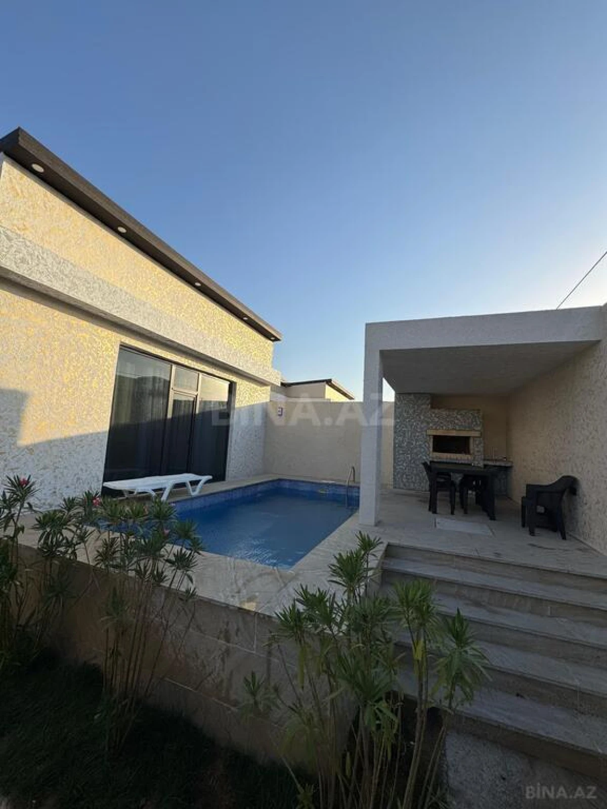 Satılır 4 otaqlı həyət evi 120 m²