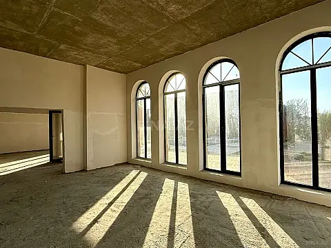 Satılır həyət evi 600 m²