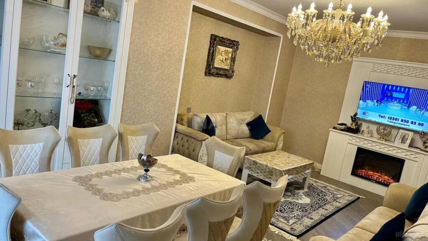 Kirayə verilir 3 otaqlı mənzil 148 m²