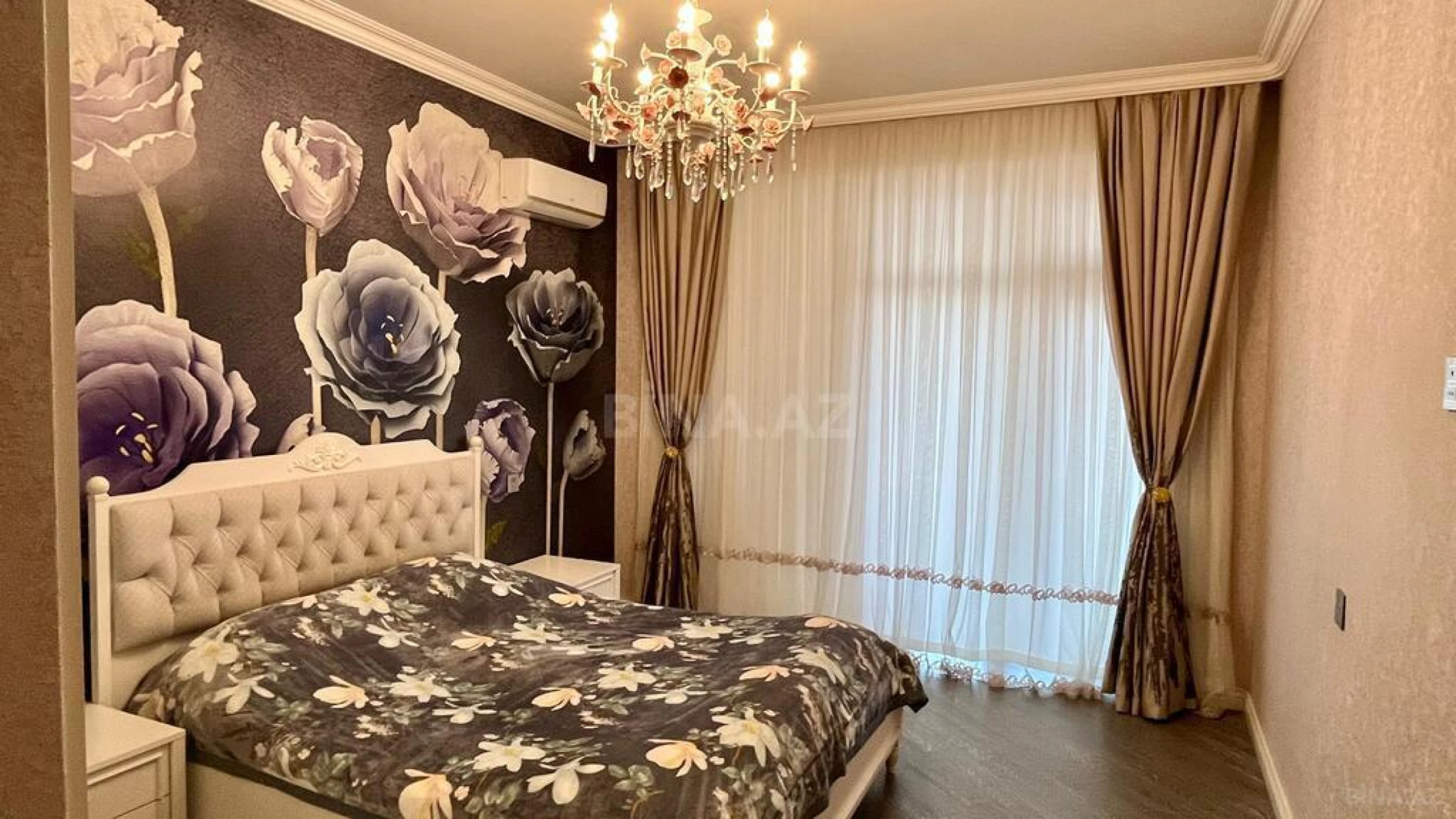 Kirayə verilir 3 otaqlı mənzil 148 m²