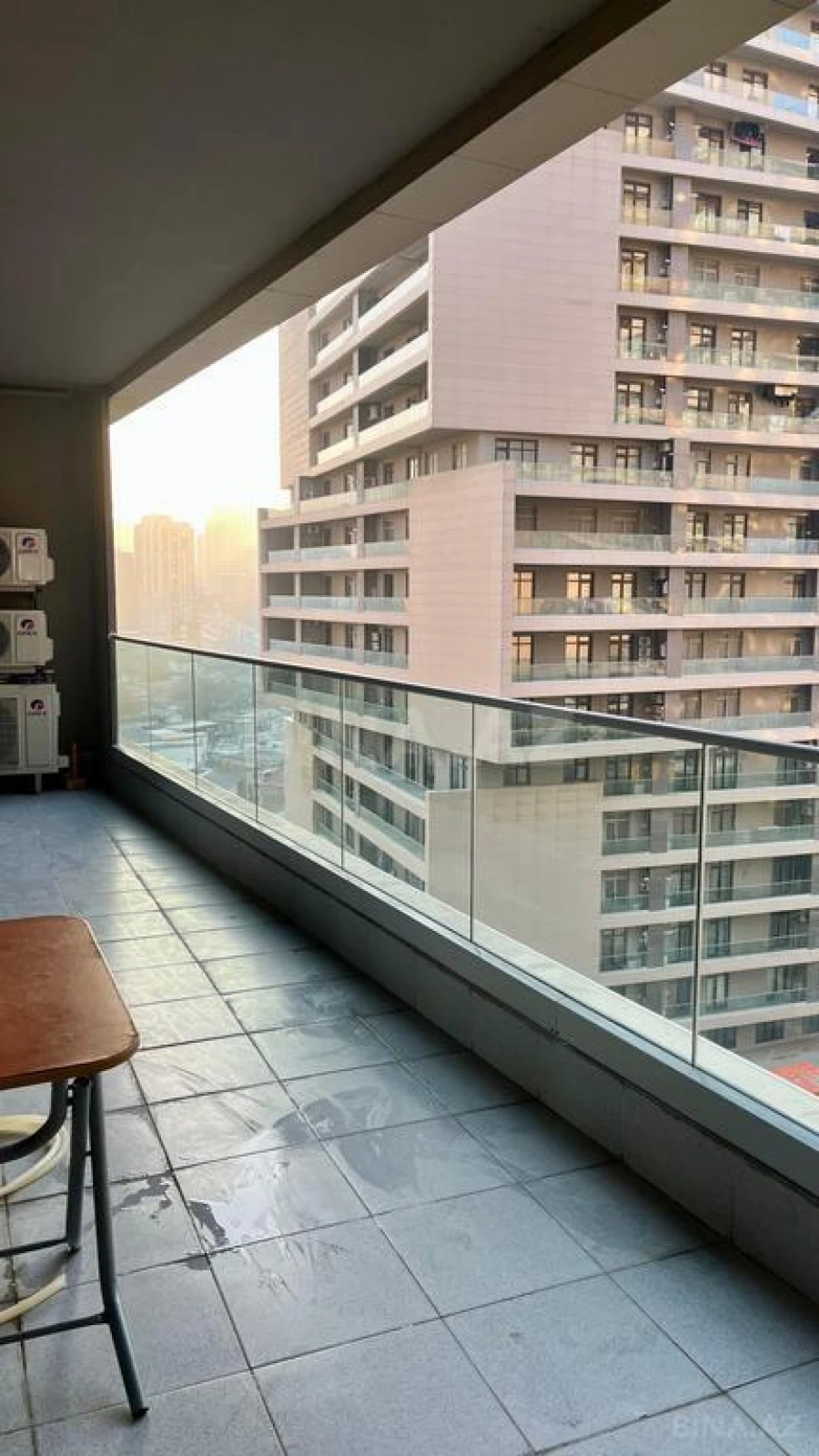 Kirayə verilir 3 otaqlı mənzil 148 m²