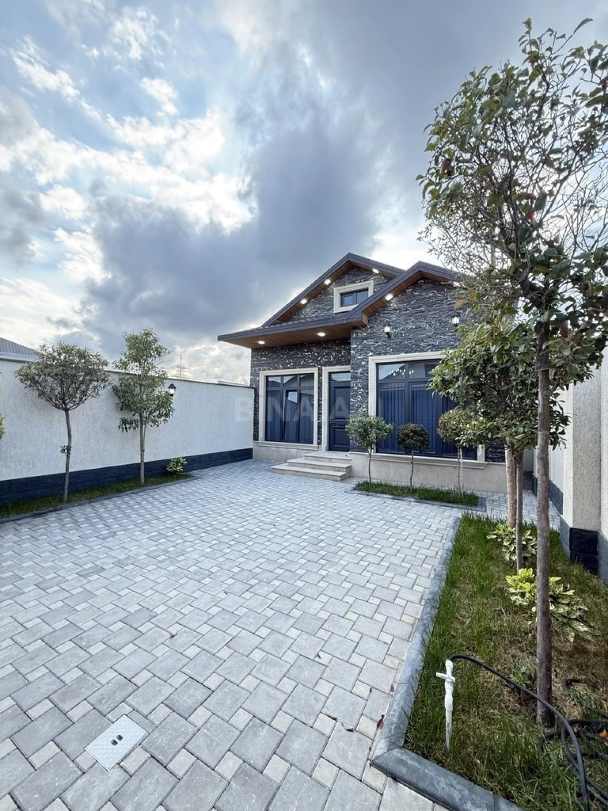 Satılır 3 otaqlı həyət evi 90 m²
