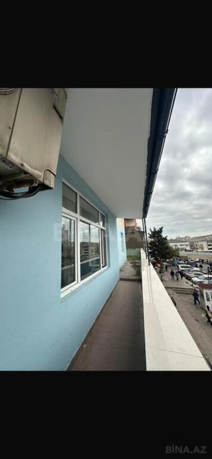 Satılır 4 otaqlı mənzil 180 m²