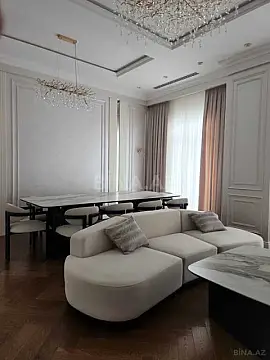 Kirayə verilir 4 otaqlı mənzil 160 m²