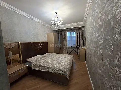Satılır 3 otaqlı mənzil 103 m²