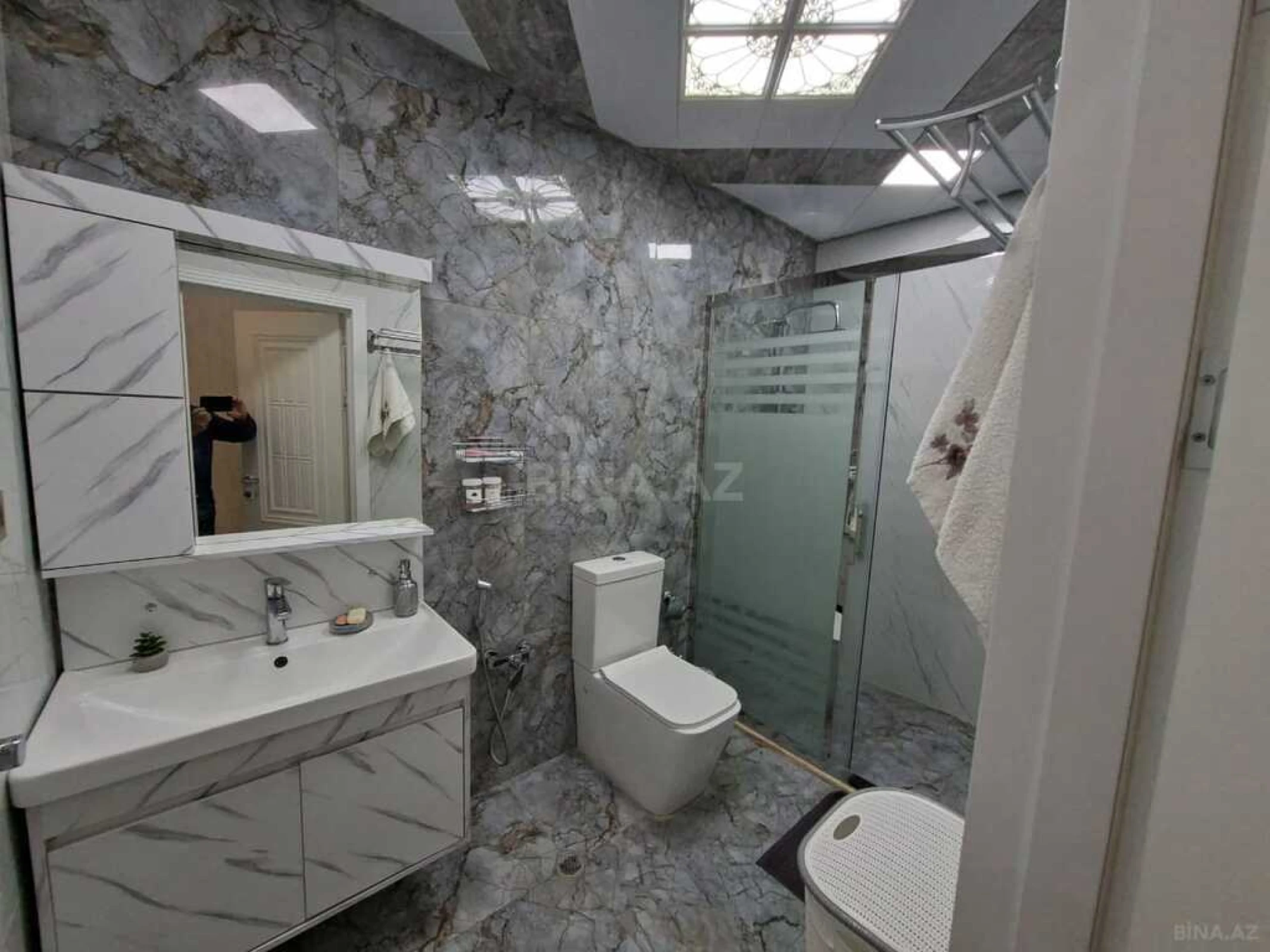 Satılır 3 otaqlı mənzil 103 m²
