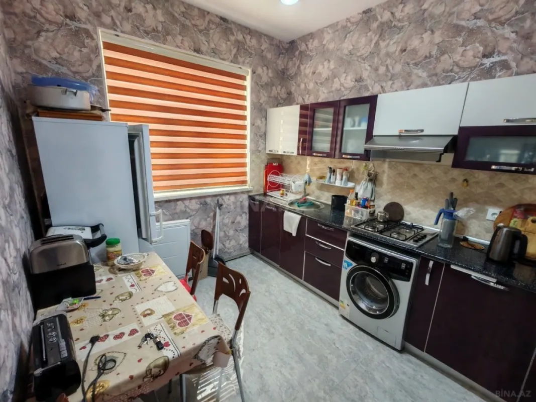 Satılır 4 otaqlı həyət evi 130 m²
