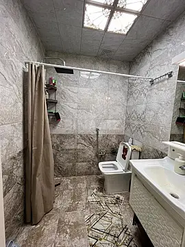 Satılır 2 otaqlı mənzil 58 m²