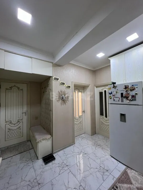 Satılır 2 otaqlı mənzil 58 m²