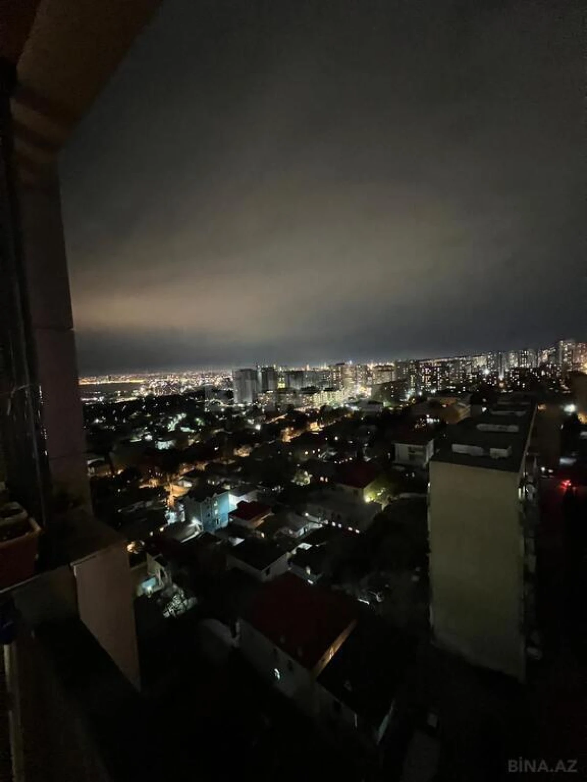 Satılır 2 otaqlı mənzil 58 m²