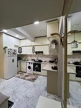 Satılır 2 otaqlı mənzil 58 m²