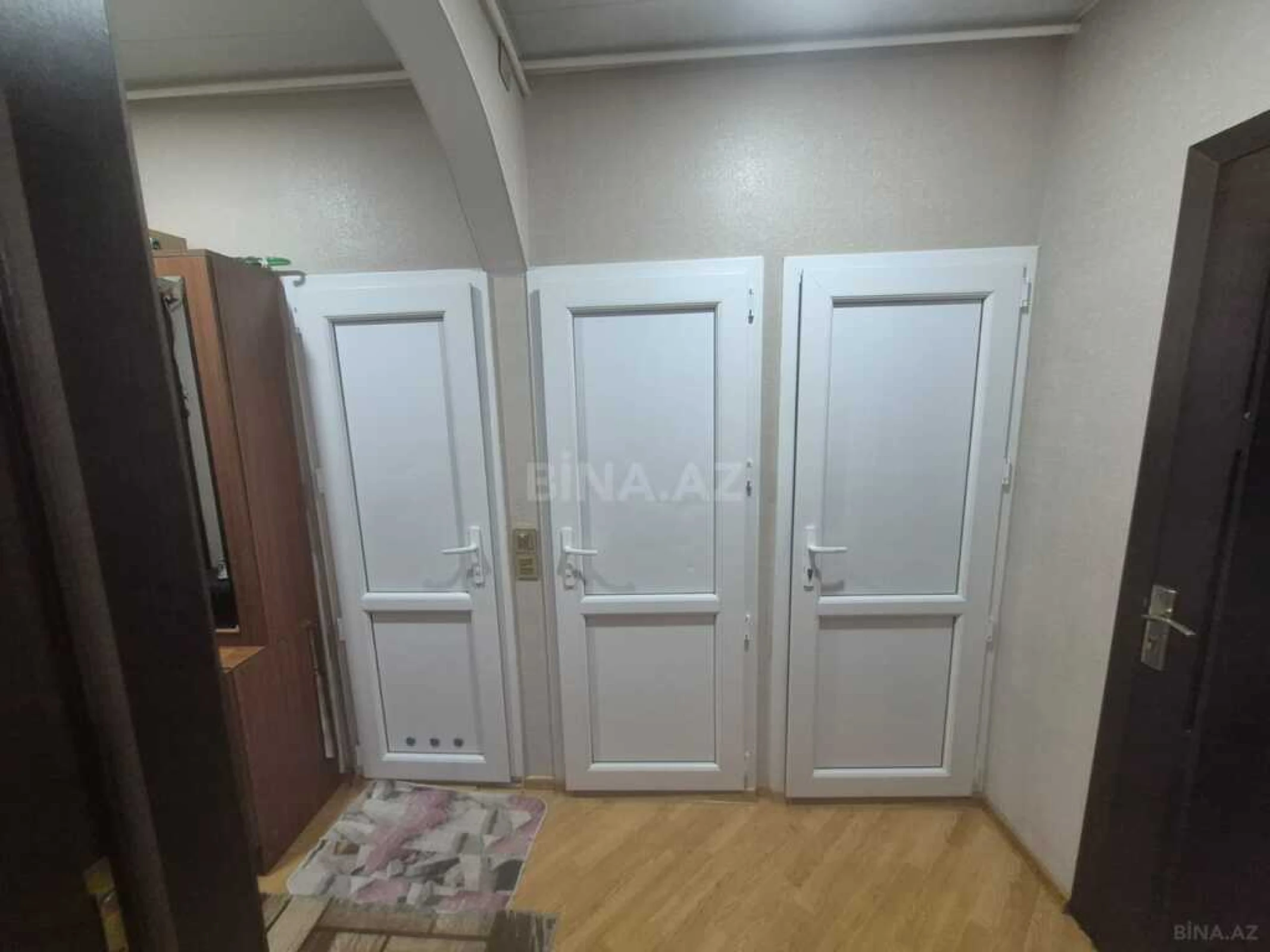Satılır 3 otaqlı mənzil 52 m²