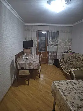 Satılır 3 otaqlı mənzil 52 m²