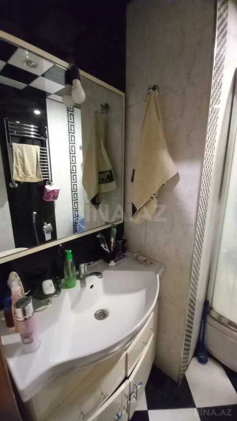 Satılır 3 otaqlı mənzil 67 m²