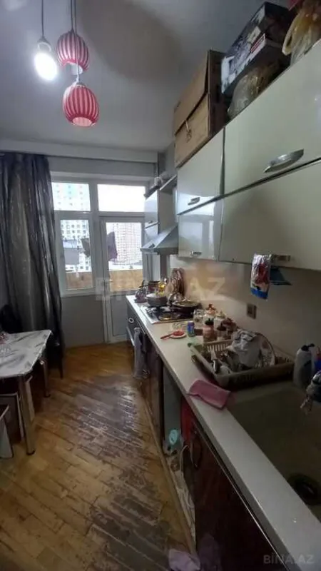 Satılır 3 otaqlı mənzil 67 m²