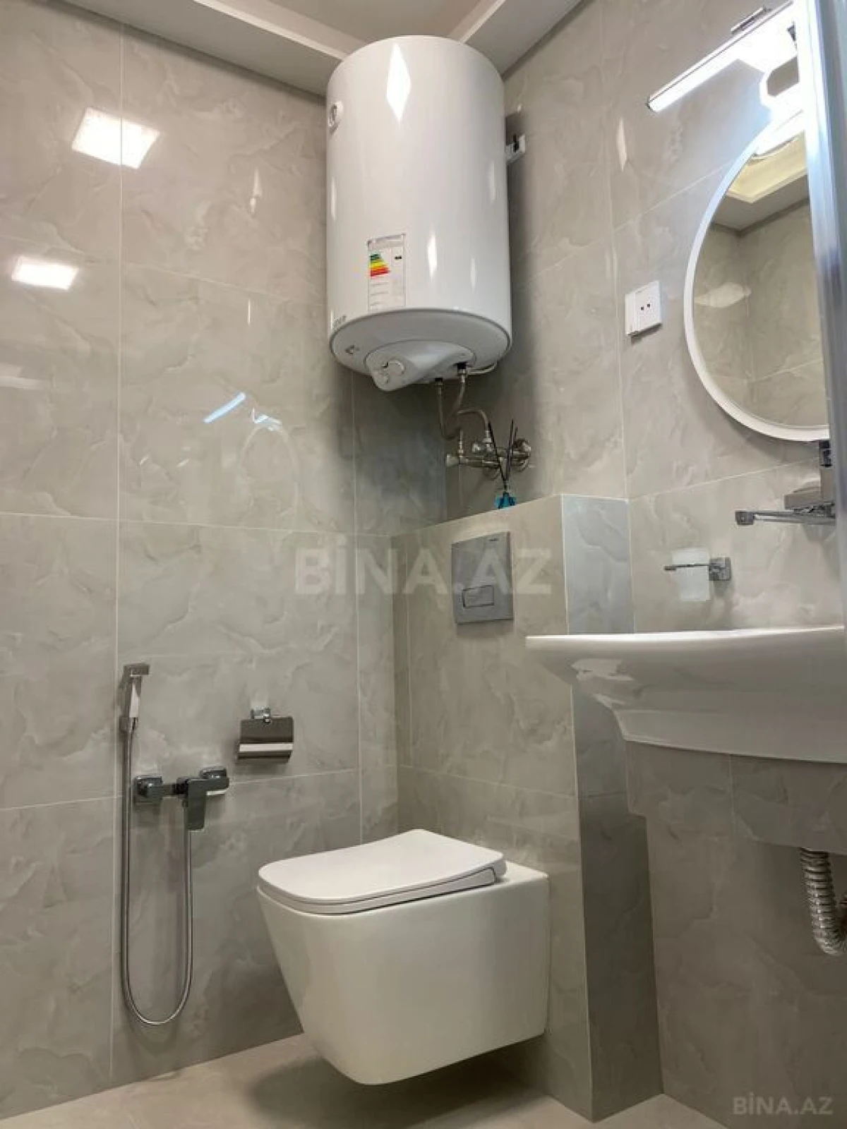 Satılır 3 otaqlı mənzil 72 m²