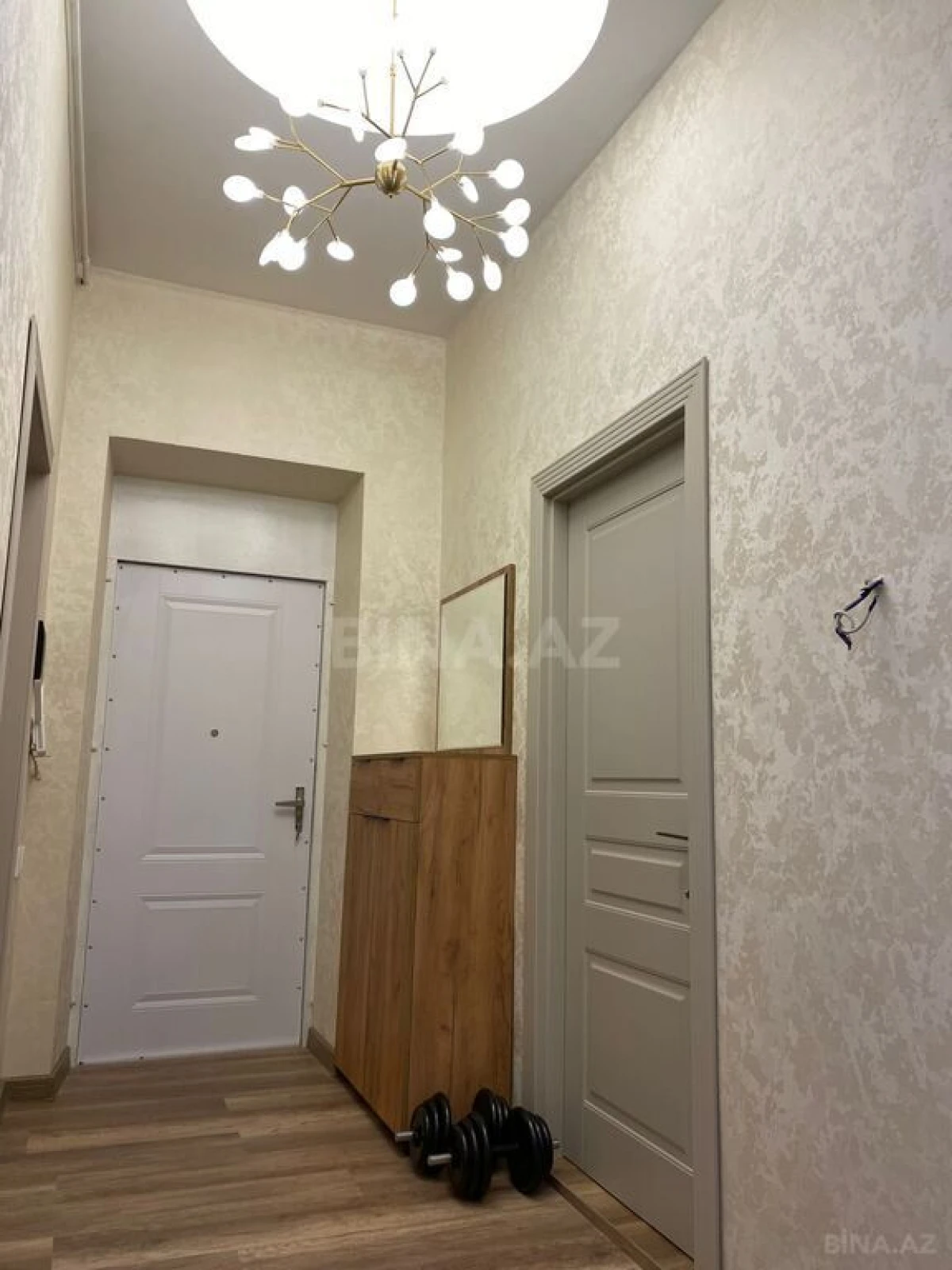 Satılır 3 otaqlı mənzil 72 m²