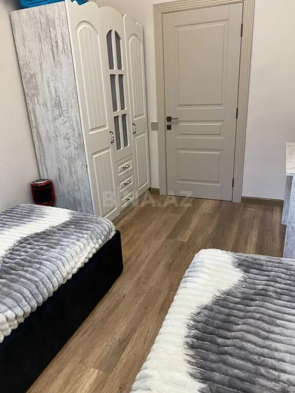 Satılır 3 otaqlı mənzil 72 m²
