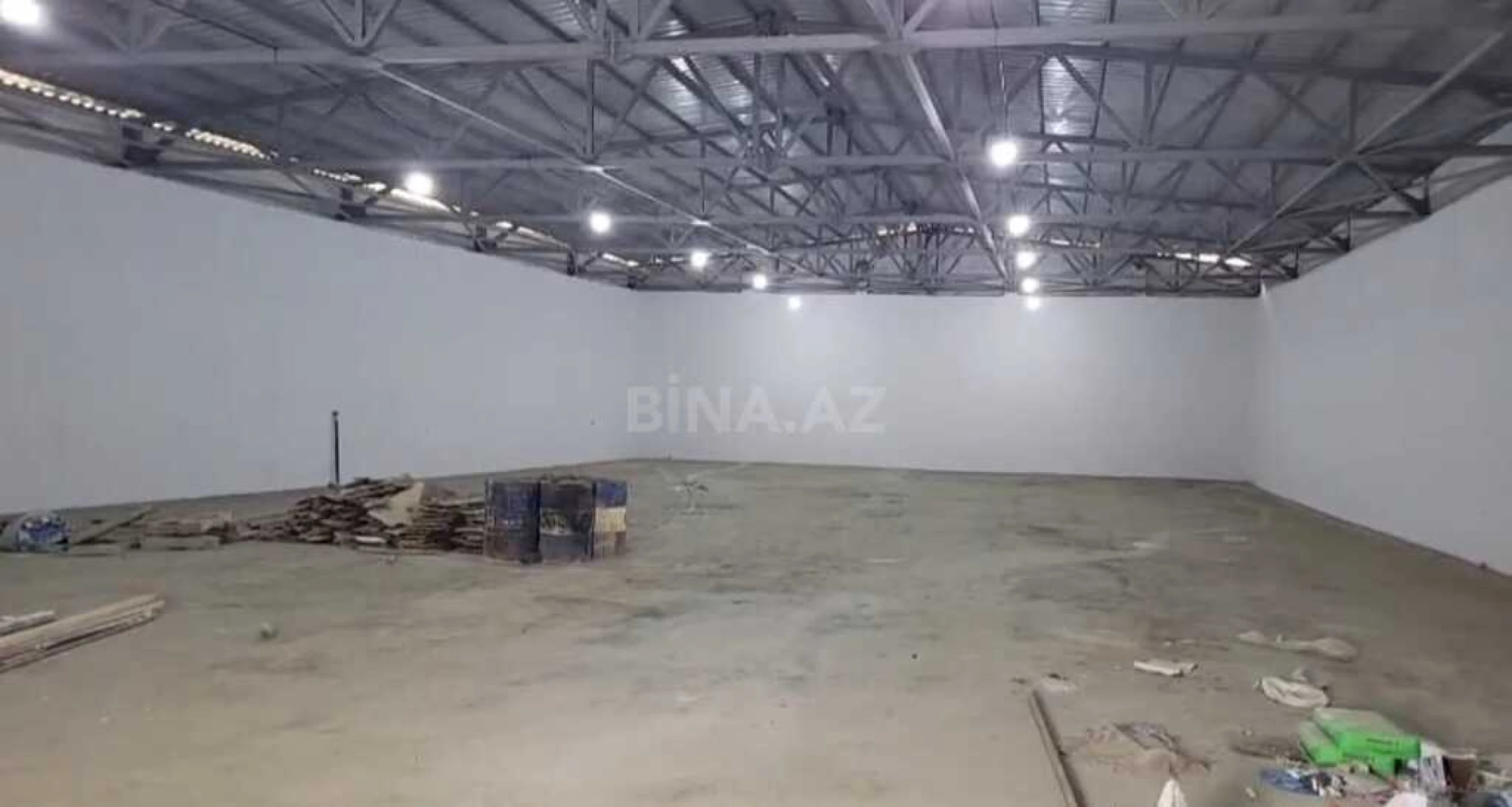 Kirayə verilir obyekt 750 m²