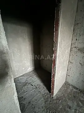 Satılır 3 otaqlı mənzil 146 m²