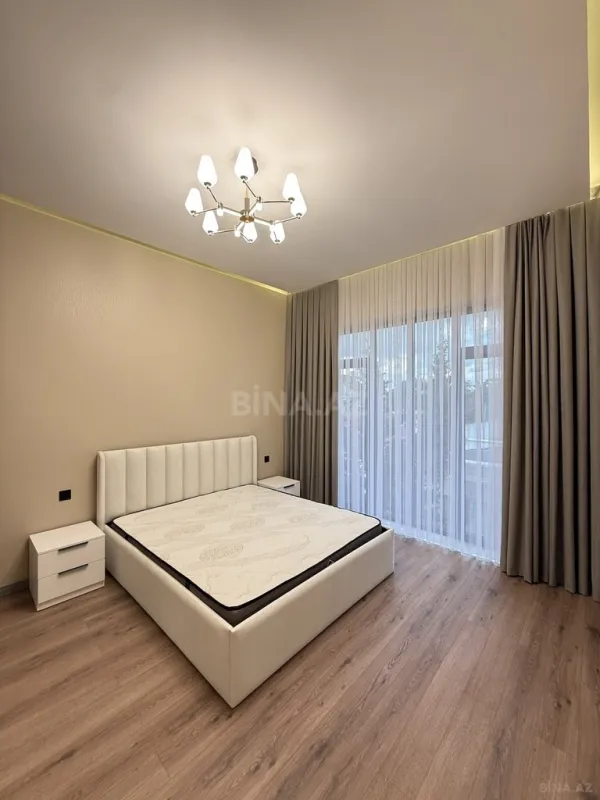 Satılır 4 otaqlı həyət evi 200 m²