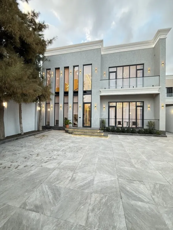 Satılır 4 otaqlı həyət evi 200 m²