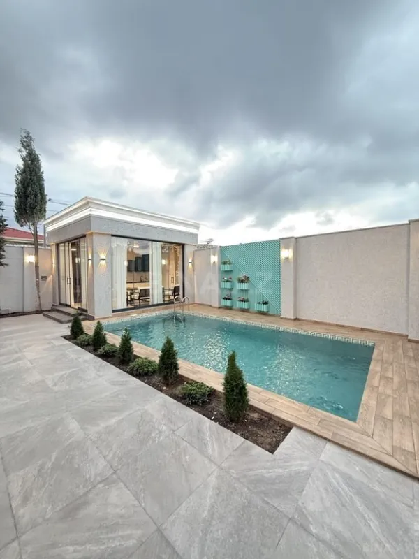 Satılır 4 otaqlı həyət evi 200 m²