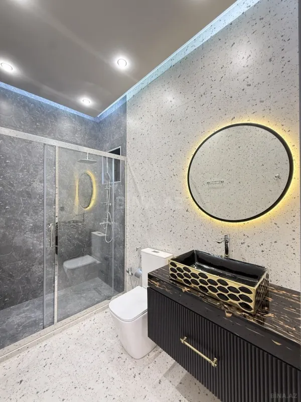 Satılır 4 otaqlı həyət evi 200 m²