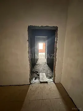 Satılır 4 otaqlı mənzil 186 m²