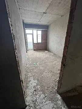 Satılır 4 otaqlı mənzil 186 m²