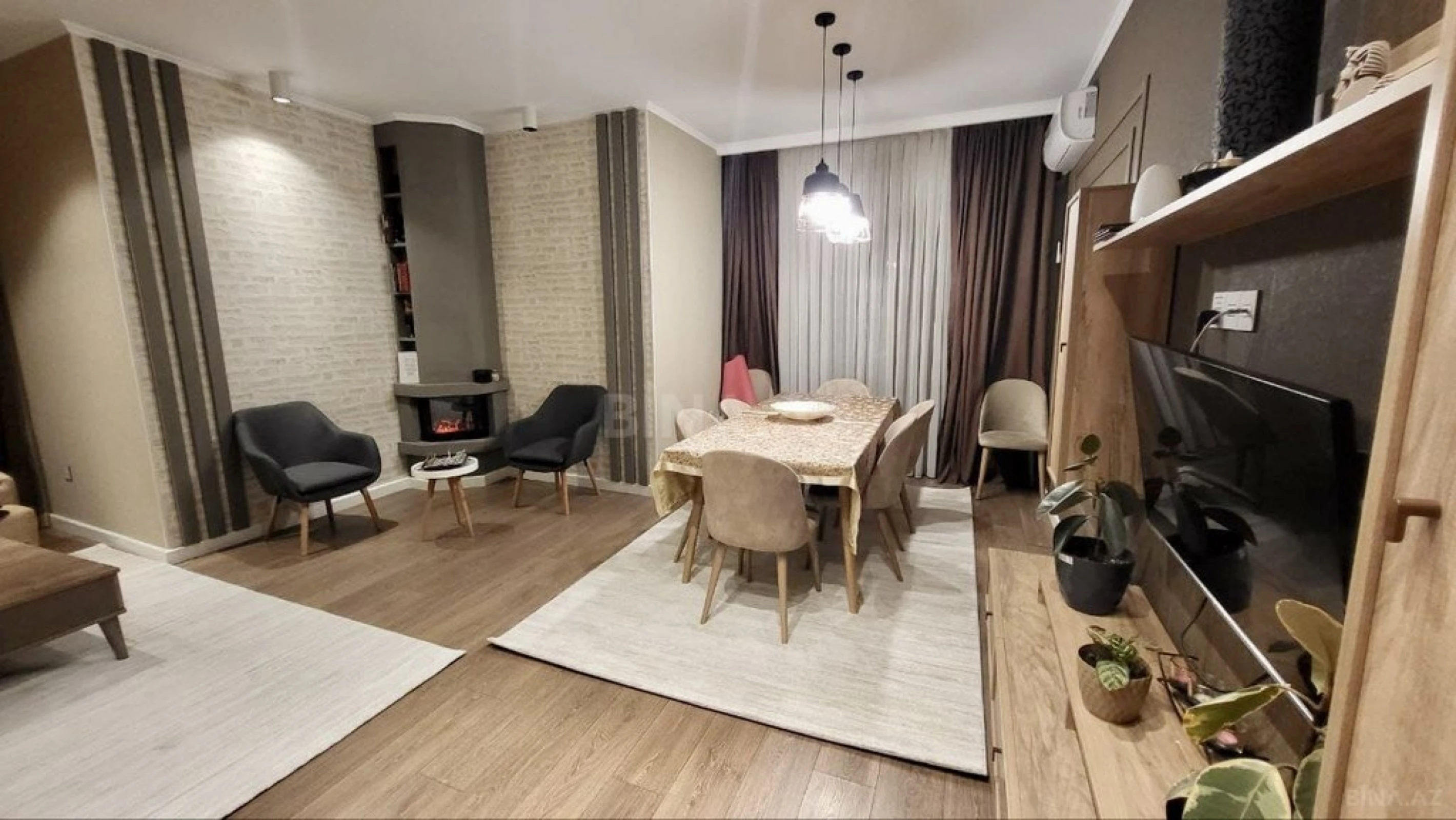 Satılır 4 otaqlı mənzil 150 m²