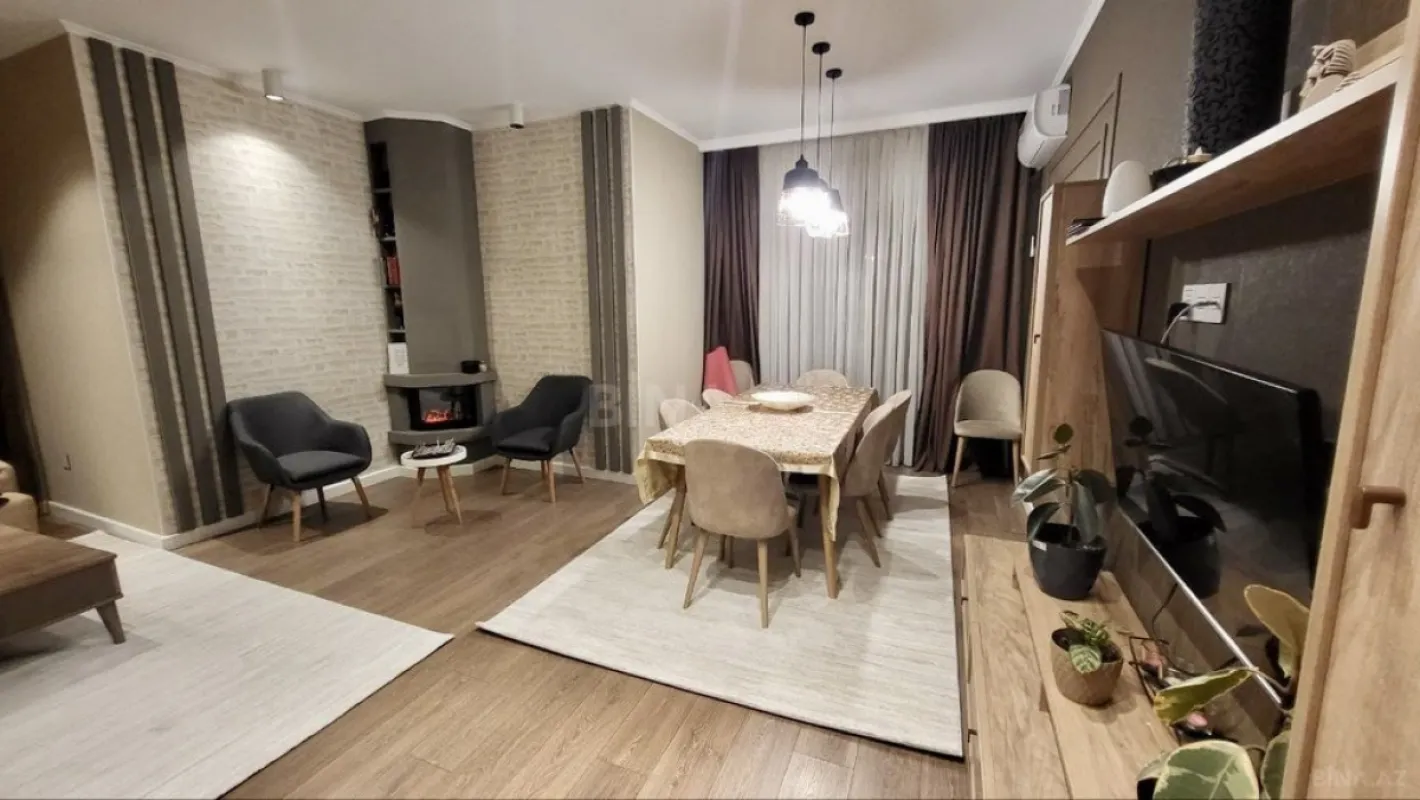Satılır 4 otaqlı mənzil 150 m²
