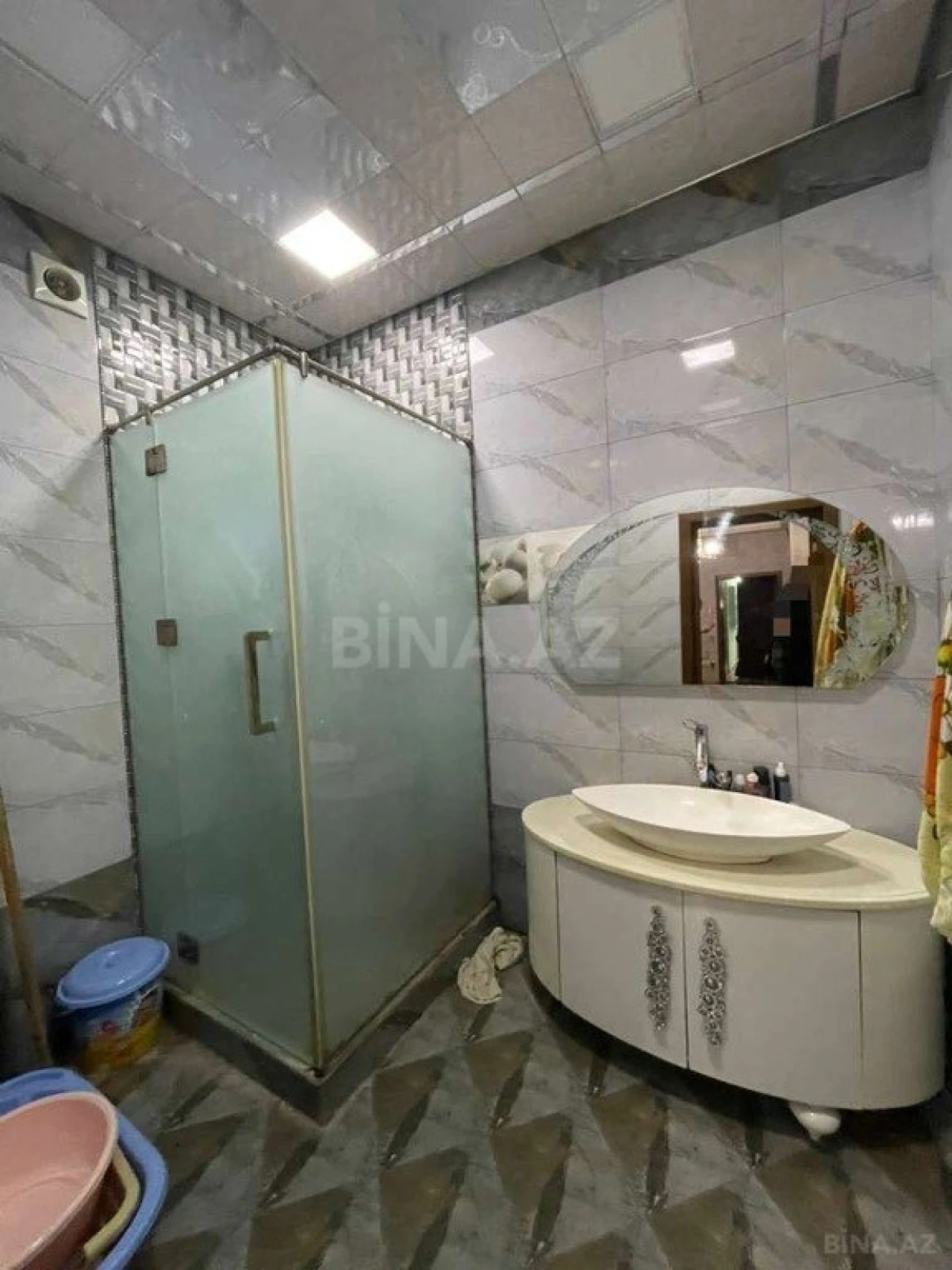 Satılır 3 otaqlı mənzil 128 m²